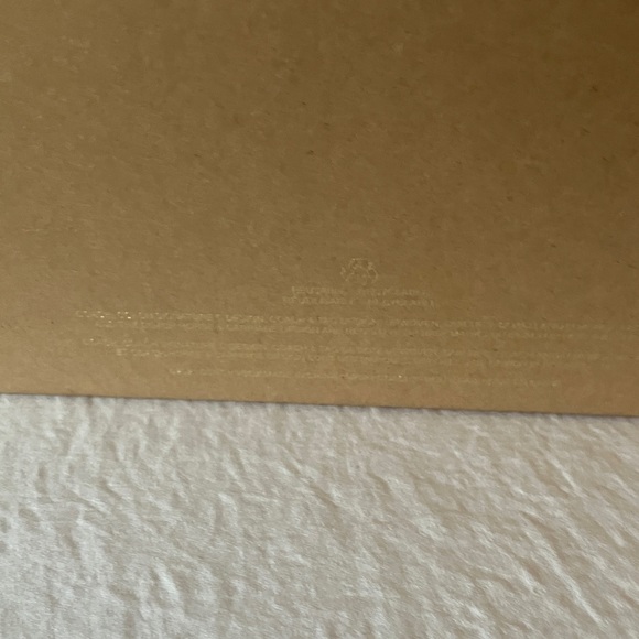 Coach: EMPTY Tan Gift Box - Picture 3 of 10